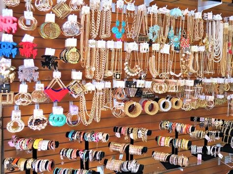 The Santee Alley: Weekly Fashion Finds: KAM'S Costume Jewelry and Womens Fashion Boutique Jewelry Display, Jewelry Shop Display, Buy Wholesale Jewelry, Fancy Costumes, Fashion District, Boutique Interior, Clothes Casual, Shop Display, Beauty Business