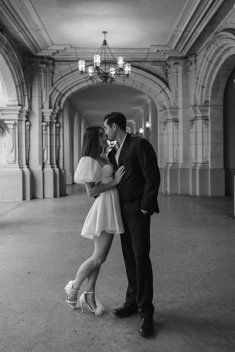 Puff Sleeve Dress White, Engagement Photos Dress, Engagement Photos Aesthetic, Aesthetic Engagement Photos, Couples Photo Poses, Black And White Engagement Photos, White Engagement Photos, Modern Engagement Photos, Outfit Engagement