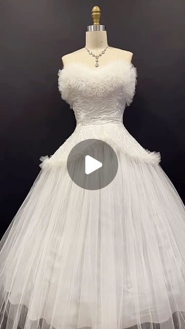 ✨Geronimo Vintage✨ on Instagram: "For My Upcoming Brides 👰🏼 Here’s a Dreamy Vintage 1950s Strapless Sweetheart Bust, Embroidered Swirls, Frothy White Tulle Wedding Gown.

👰🏼🤍💍 🤍👰🏼💍🤍👰🏼

SIZE: SMALL ( 34-35” Bust / 26-27” Waist / 41” Length).

ARRIVING SOON.. Comment Below If You Would Like a Tag Notification 📢 🤍" 1950s Dresses, Tulle Wedding Gown, Vintage 1950s Dresses, White Tulle, 1950s Dress, Tulle Wedding, Wedding Gown, Vintage 1950s, Dresses For Sale