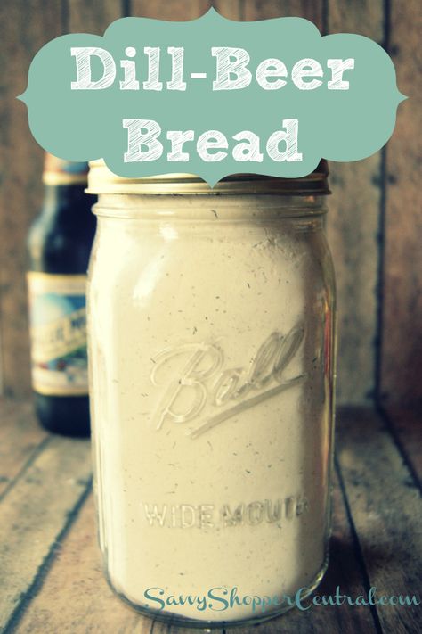 Blog post at Midwest Modern Momma : Beer bread has been a staple at our house ever since I found this great 3 ingredient beer bread!  This dill beer bread version is only 6 in[..] Beer Bread Mix In A Jar, Jar Mixes, Beer Bread Mix, Mason Jar Meals, Beer Bread, Bread Mix, Mason Jar Gifts, Thanksgiving Sides, Meals In A Jar