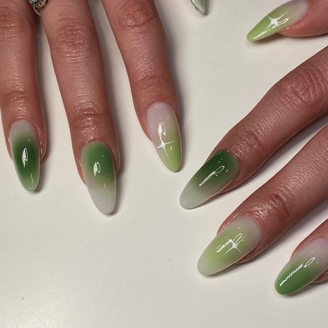 40 Best Spring Nail Inspo to Try Gradation Nails, Sheer Nails, Aura Nails, Vintage Nails, Power Of Makeup, Grunge Nails, Jelly Nails, Oval Nails, Spring Nail