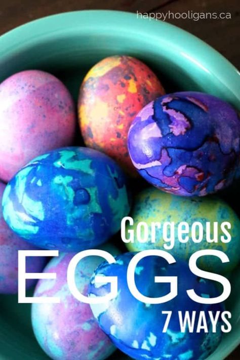 Learn how to dye eggs so gorgeous, they'll look like they were made by the pros. These easy techniques use simple ingredients you have at home so you can make them right in the kitchen with your kids. Bonus: They double as great Easter art activities for kids of all ages too! #HappyHooligans #EasterEggs #EasterCrafts #EasterActivities #CraftsForKids #EggDyeing #HowToDyeEggs #EggDying #DyedEggs Kids Art Room Ideas, Baking Soda Vinegar Experiment, Diy Easter Eggs Dye, Baby Traditions, Spring Activities For Preschoolers, Fun Easter Crafts For Kids, Easter Art Projects, Art Projects For Preschoolers, Cool Easter Eggs