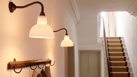 15 Hallway Lighting Ideas To Brighten Up a Home's Entrance | Homebuilding Long Narrow Rooms, The World Is Your Oyster, World Is Your Oyster, Large Hallway, Hall Lighting, Corridor Lighting, Hallway Design, Hall Interior, Dramatic Lighting