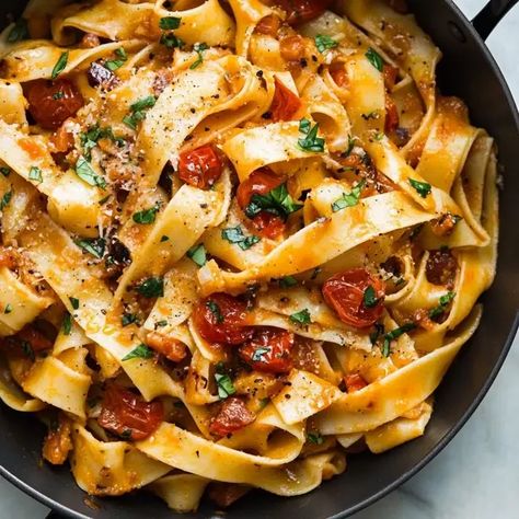 There’s nothing quite like the convenience and comfort of one-pot pasta recipes. These easy, delicious meals require minimal cleanup and allow you to cook everything—pasta, sauce, and all—in one pot. ... Read more Meals With Fettuccine Noodles, Easy One Pot Meals 3 Ingredients, One Pan Pasta Recipes, Easy Delicious Meals, Pan Pasta, Garlic Parmesan Pasta, One Pot Spaghetti, One Pan Pasta, Tuscan Chicken Pasta