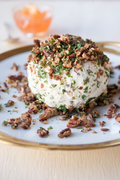 Vivian Howard, Thanksgiving Appetizers Easy, Make Ahead Appetizers, Roasted Pecans, Cheese Ball Recipes, Bleu Cheese, Party Appetizers, Cheese Balls, Thanksgiving Appetizers