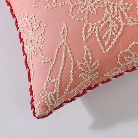 Peach Throw Pillows, Spring Throw Pillows, Traditional Cushions, Floral Toile, Pillow Embroidery, Pillow Ideas, Woman Bedding, Pink Pillow, Pillow Pink