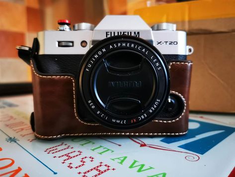 Why the Fujifilm X-T20 is still the camera I recommend in 2021 – OneCameraOneLens by Mark G Adams Fujifilm Xt20, Expensive Camera, Party Eyes, Nikon D7100, Fujifilm Camera, Small Camera, Sensors Technology, Custom Buttons, Fujifilm Instax Mini