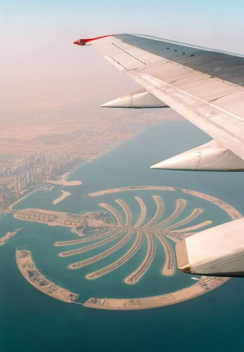 Pics In Dubai, Moving To Dubai, Jets Privés De Luxe, The Palm Dubai, Travel Aesthetic Airport, Aesthetic Airport, Jet Privé, Dubai Houses, Traveling Aesthetic