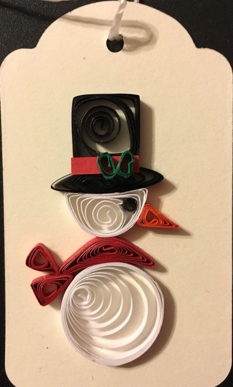 Quilling Gift Tags, Quilled Gift Tags, Quilled Snowman, Quilling Snowman, Paper Quilling Snowman, Paper Quill Snowflakes, Quill Christmas Ornaments, Paper Quilled Nutcracker, Quilling Christmas Sculptures & Statues