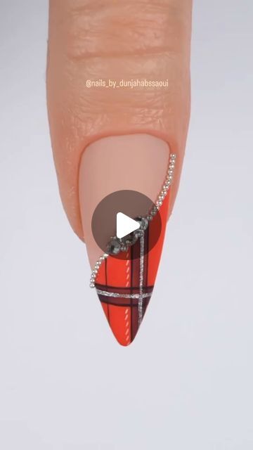 Plaid Nail Designs, Plaid Nail Art, December Nails, Nail Designs Tutorial, Beauty Nails Design, Plaid Nails, Acrylic Nails Coffin Short, Nail Studio, Xmas Nails