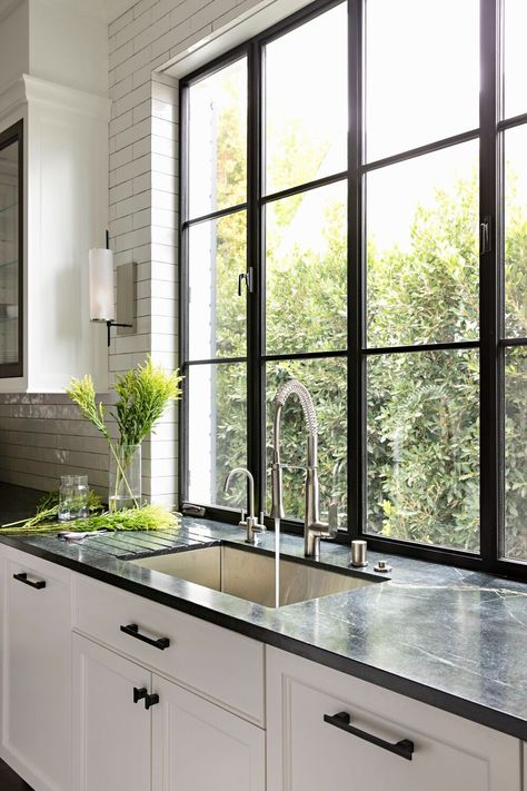 Holmby Hills — KES Studio Kitchen Windows Above Sink, Window Above Sink, Window Decoration Ideas, Kitchen Sink Window, Black Shelf, Holmby Hills, Kitchen Windows, Casa Country, Interior Vintage