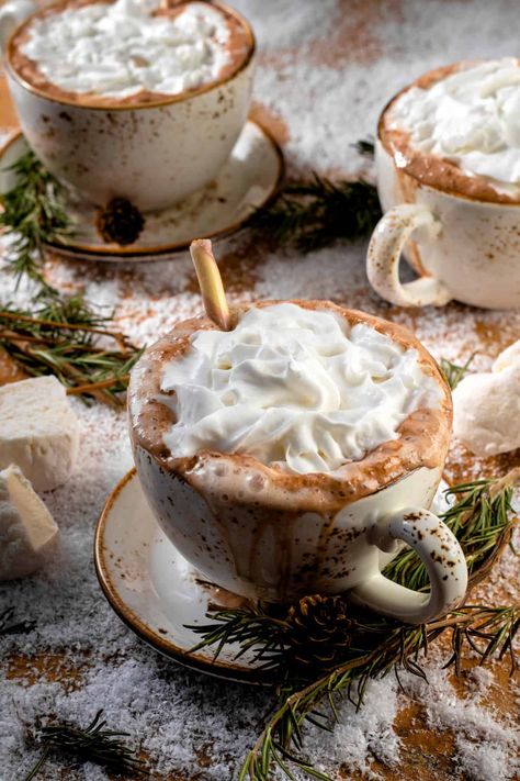 Non Dairy Hot Chocolate Snow Hot Chocolate, Chocolate With Cocoa Powder, Hot Chocolate With Cocoa Powder, Homemade Peppermint Mocha, Vegan Banana Pudding, Peppermint Mocha Recipe, Winter Brunch, Banana Chia Pudding, Vegan Drinks Recipes