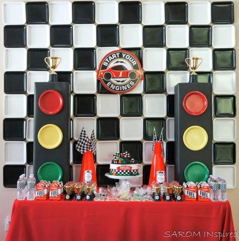 23 boys Birthday party ideas for toddlers | Race car party theme | Grab ideas for party decorations, cakes, buffets, food and party games | A Visual Merriment #boysbirthday #toddlerbirthday #party #ideas #birthdayparty #buffet #partydecorations #partytheme #partyfood #boy #racecar #racing #car #forumlaone Cars Birthday Party Decorations, Hot Wheels Party, Hot Wheels Birthday, Disney Cars Birthday, Cars Birthday Party Disney, Car Themed Parties, Car Birthday Theme, Monster Trucks Birthday Party, Race Car Birthday Party