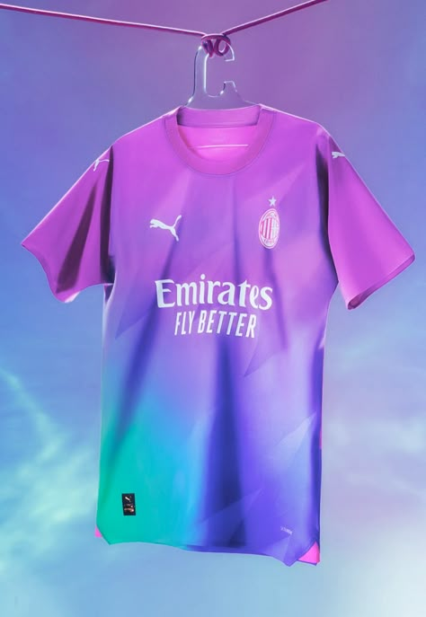 Ac Milan Shirt, Sports Apparel Design, Womens Football Jersey, Football Shirt Designs, Football Jersey Shirt, Football Jersey Outfit, Sport Shirt Design, Sports Jersey Design, Classic Football Shirts