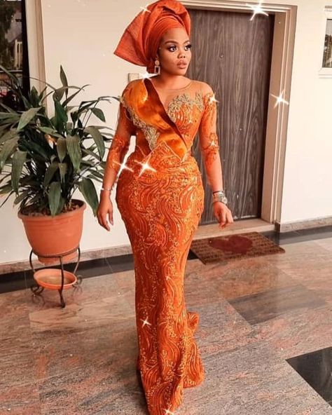 Nigerian Lace Dress, Aso Ebi Lace Styles, Pakistani Mehndi, Gown Designs, Nigerian Dress, African Party Dresses, Nigerian Lace Styles Dress, Nigerian Lace Styles, Mehndi Dresses