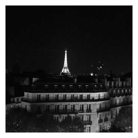 Paris Dream, Living In Paris, The Eiffel Tower, City Life, Cologne Cathedral, Matilda, At Night, Aesthetic Pictures, Eiffel Tower