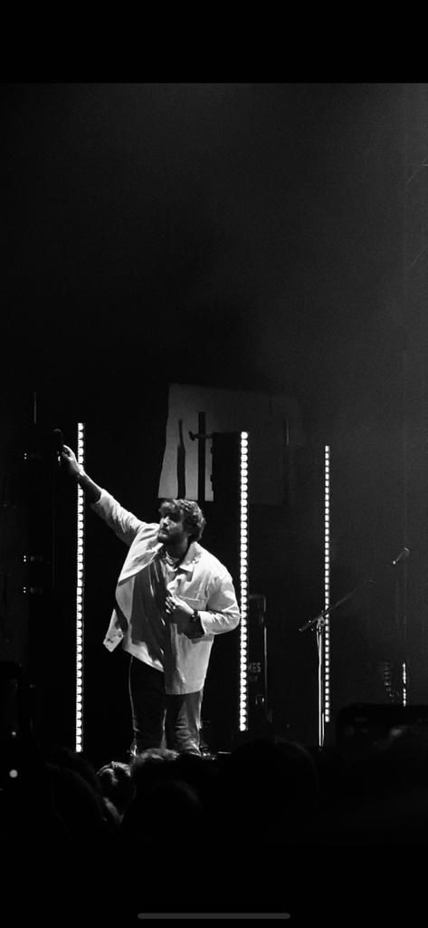 James Arthur concert lights amazing artist James Arthur Wallpaper, James Arthur Aesthetic, James Arthur Concert, Frank Ocean Wallpaper, 2024 Board, James Arthur, Concert Aesthetic, Ocean Wallpaper, Frank Ocean