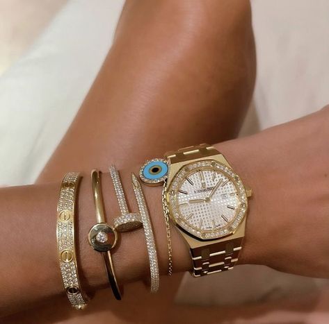 Wrist Jewelry, Expensive Watches, Cartier Jewelry, Luxury Purses, Jewelry Lookbook, Stacked Jewelry, Women Diamond, Audemars Piguet, Pink Diamond