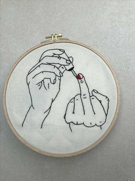 Funny Embroidery Patterns, Embroidery Hoop Art Tutorial, Silk Ribbon Embroidery Patterns, Funny Embroidery, Embroidery Stitches Beginner, Embroidered Art, Embroidery Patterns Vintage, Simple Embroidery, Embroidery Patterns Free