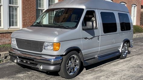 2004 Ford E150 Conversion Van | K32 | Kissimmee 2021 E150 Van Conversion, Ford E150 Van Conversion, Conversion Vans For Sale, Conversion Van, Ford Van, Van For Sale, Chrome Wheels, Camper Vans, Steering Column