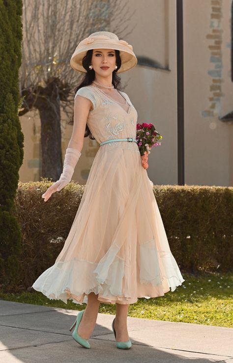 Vintage wedding dress 1920s