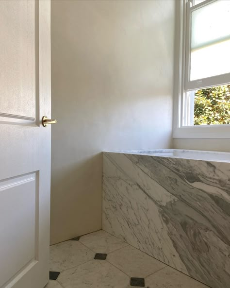 Arch Bathroom Niche, Phoebe Nicol Bathroom, Cle Tile Bathroom Floor, Small Alcove Bathtub, Small Neutral Bathroom, Phoebe Nicol, Familiar Places, Neutral Bathroom, Spanish Modern