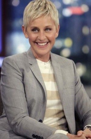 Ellen Degeneres Medium Long Hairstyle, Silver Fox Hair, Ellen And Portia, Tru Love, Over 60 Hairstyles, The Ellen Show, Short Grey Hair, Ellen Degeneres, Inspirational Celebrities