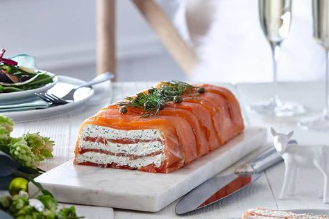 Cheese Terrine, Smoked Salmon Terrine, Cream Cheese Smoked Salmon, Cream Cheese Smoked, Salmon Terrine, Pistachio Crusted Salmon, Best Salmon Recipe, Quick Salmon, Salmon Croquettes