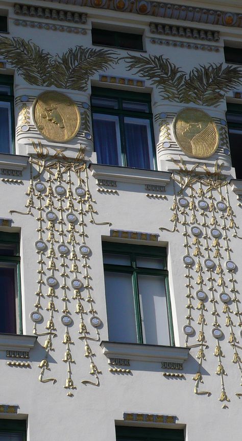 Vienna Secession Architecture, Otto Wagner Architecture, Austrian Architecture, Architecture Ornament, Vienna Architecture, Diy Art Deco, Art Deco Decoration, Landmark Architecture, Art Deco Exterior