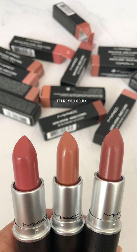 Faux Mac, Mac Lipstick Cosmo, Lipstick Colours, Mac Powder Kiss Lipstick, Perfect Nude Lipstick, Mac Lipstick Colors, Lip Combos, Mac Lipsticks, Lipstick Mac