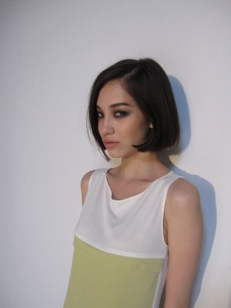 Kiko Kiko Mizuhara Hair, Kiko Mizuhara Bob, Kiko Water Eyeshadow, Kiko Mizuhara Red Carpet, Kiko Products, Kiko Mizuhara Magazine, Kiko Mizuhara Style, Mizuhara Kiko, Bob With Fringe