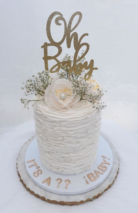 Gender Neutral Shower Cake, Gender Reveal Cake Ideas Boho, Gender Neutral Cakes, Gender Reveal Cake Decoration Ideas, Boho Gender Reveal Cake, Gender Reveal Cake Inside, White Gender Reveal Cake, Neutral Gender Reveal Cake, Gender Reveal Cake Ideas Simple