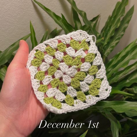 White Crochet Top, Happy December, Knit Art, December 1st, Days Until Christmas, December 1, Granny Squares, Crochet Art, Christmas Countdown