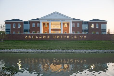 12 Things All Students At Ashland University Know To Be True College Nursing, Virtual Field Trips, Becoming A Nurse, After High School, Middle School Student, Business And Economics, Health Science, Continuing Education, Field Trip