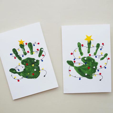 Creche Ideas Activities, Christmas Shirt Diy Kids, Christmas Card Baby Diy, Christmas Cards From Kids Handmade, Preschool Holiday Crafts Christmas, Toddler Christmas Cards Diy, Christmas Crafts 1 Year, Baby Handprint Christmas Cards, Small Canvas Christmas Crafts For Kids