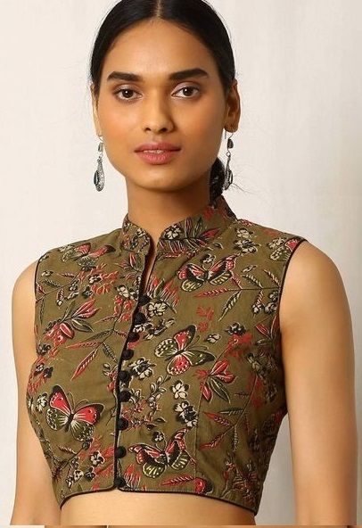 Collar Sleeveless Blouse, Kalamkari Blouse Designs, Saree And Blouse Designs, Blouses Pattern, Saree Jacket Designs, Saree Jacket, Sleeveless Blouse Designs, Long Blouse Designs, Sari Blouses