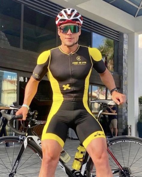 Bi_cyclistnetn Cycling Apparel Men, Mens Cycling Clothes, Cycling Lycra, Cycling Attire, Redhead Men, Lycra Men, Hunks Men, Mens Cycling, Muscular Men