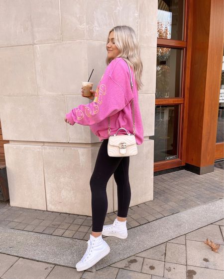 Girly Series, Active Wear Outfits Winter, Pink Hoodie Outfit, Leggings And Converse, Bre Sheppard, High Top Converse Outfits, Fall Fits, My Coffee, Athleisure Outfits