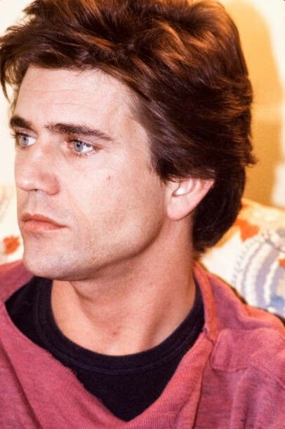 Mel Gibson - 1983 Mel Gibson Young, Hollywood Men, Mel Gibson, Hollywood Actor, Hollywood Celebrities, Gibson, Celebrity Crush, Movie Stars, Slot Gacor