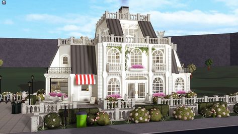 Parisian Apartment and Bakery🥖 Value : $ 802 372 Plot data : 28,7% (40%) Gamepass : Advanded Placing, Transform tools, Multiple Floors The speedbuild is out now on my youtube channel! (yt: Lavixle)💫 credit decals: @lunarzia @egwynox #bloxburg #bloxburgapartment #bloxburgapartments #bloxburghouse #bloxburgbuilds #bloxburgbuild #bloxburgparis #bloxburgparisian #bloxburgfrenchhouse #bloxburgfrenchapartment #bloxburgapartments #bloxburgbakery #bloxburgfrance #bloxburgspeedbuild #bloxburgbuil... Inside Of Bloxburg House, Flower Shop Bloxburg Decals, Egwynox Bloxburg, Roblox Houses, Bloxburg Homes, Bloxburg Beach House, Bloxburg Town, Bloxburg Exterior, Kitty Funny