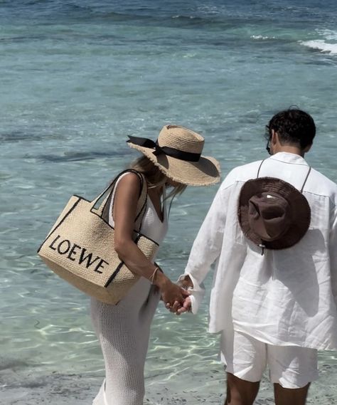 Old Money Summer Aesthetic, St Tropez Aesthetic, Kensington Aesthetic, Aesthetic King, Beach Goals, Sunday Kind Of Love, Travel Fund, Classy Couple, Luxury Girl