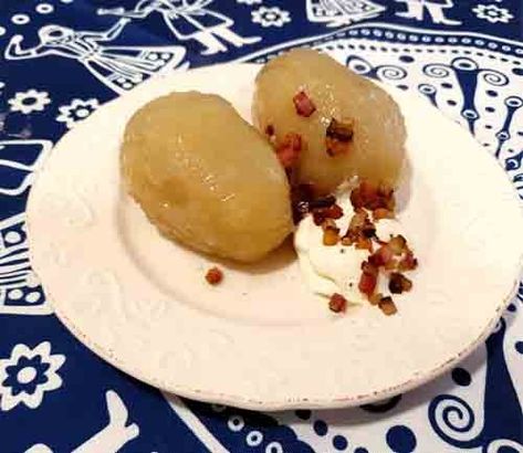 Lithuanian Cepelinai-potato dumplings with pork meat - Lithuanian chef - Let's cook together! Cepelinai Recipe, Pancake Shapes, Lithuanian Recipes, Dried Potatoes, Potato Dumplings, Grated Potato, Pork Meat, Dried Mushrooms, Hungarian Recipes