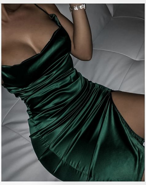 Slytherin Outfit, Stile Kylie Jenner, Slytherin Fashion, Stile Harry Potter, Tight Dress Outfit, Party Kleidung, فستان سهرة, Glam Dresses, Looks Chic