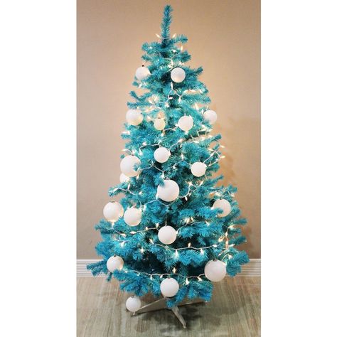 Free 2-day shipping. Buy Homegear 6FT Artificial Turquoise Christmas Tree Xmas Decoration at Walmart.com Teal Christmas Tree, Turquoise Christmas Tree, Felt Christmas Tree Decorations, 6ft Christmas Tree, Driftwood Christmas Tree, Christmas Tree Storage Bag, Teal Christmas, Turquoise Christmas, Aluminum Christmas Tree