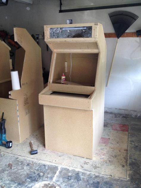 Cardboard Arcade Machine, Custom Arcade Cabinet, Cardboard Box Arcade Games, Mame Cabinet, Arcade Cabinet Plans, 32" Arcade Cabinet Plans, Diy Arcade Cabinet, Retropie Arcade, Arcade Room