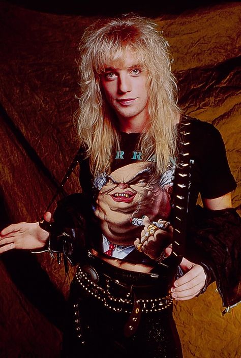 How Warrant's Jani Lane lost his battle with drink and drugs Jani Lane, 80s Hair Metal, 80s Heavy Metal, 80s Rock Bands, 80s Hair Bands, 80s Hair, 80s Rock, Glam Metal, Mötley Crüe