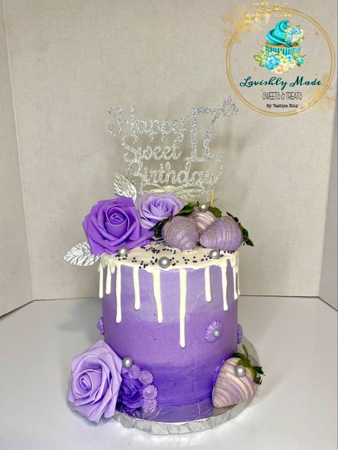 Purple Strawberry Cake, Purple Sweet 16 Cakes, Bolo Euphoria, 29th Birthday Cakes, 21st Bday Cake, Purple Sweet 16, Sweet Birthday Cake, Purple Strawberry, Purple Cakes Birthday