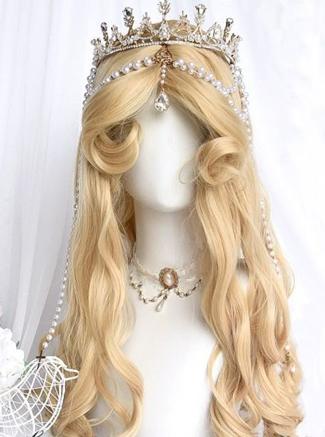 Royal Hairstyles Princesses, Majestic Hairstyles, Heart Shaped Hairstyles, Princess Hair Styles, Angelic Hairstyles, Royal Hairstyle, Tapered Fade Haircut, Princess Bangs, Angelic Hair