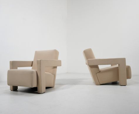 Listed on VNTG.com: Pair of Utrecht '637' lounge chairs by Gerrit Rietveld for Cassina, 1990s | #vntg #vintage Cassina Chair, Geometric Furniture, Gerrit Rietveld, Utrecht, Lounge Chairs, Vintage Design, Lounge Chair, Vintage Designs, Lounge