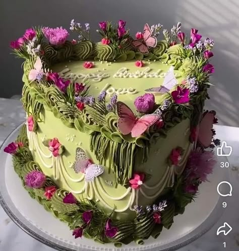 Moth Cake Ideas, Frog Mushroom Cake, Virgo Fairy Cake, Woodland Fairy Birthday Cake, Fairy Birthday Party Ideas Cake, Green Fairy Cake, Fairy Heart Cake, Vintage Fairy Cake, Green And Purple Cake